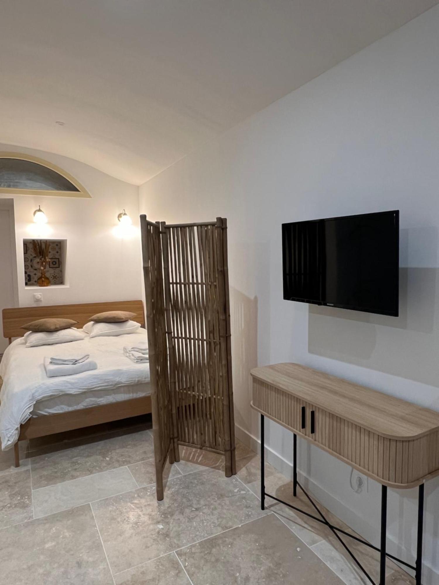 By Homy Apartment Бордо Екстериор снимка